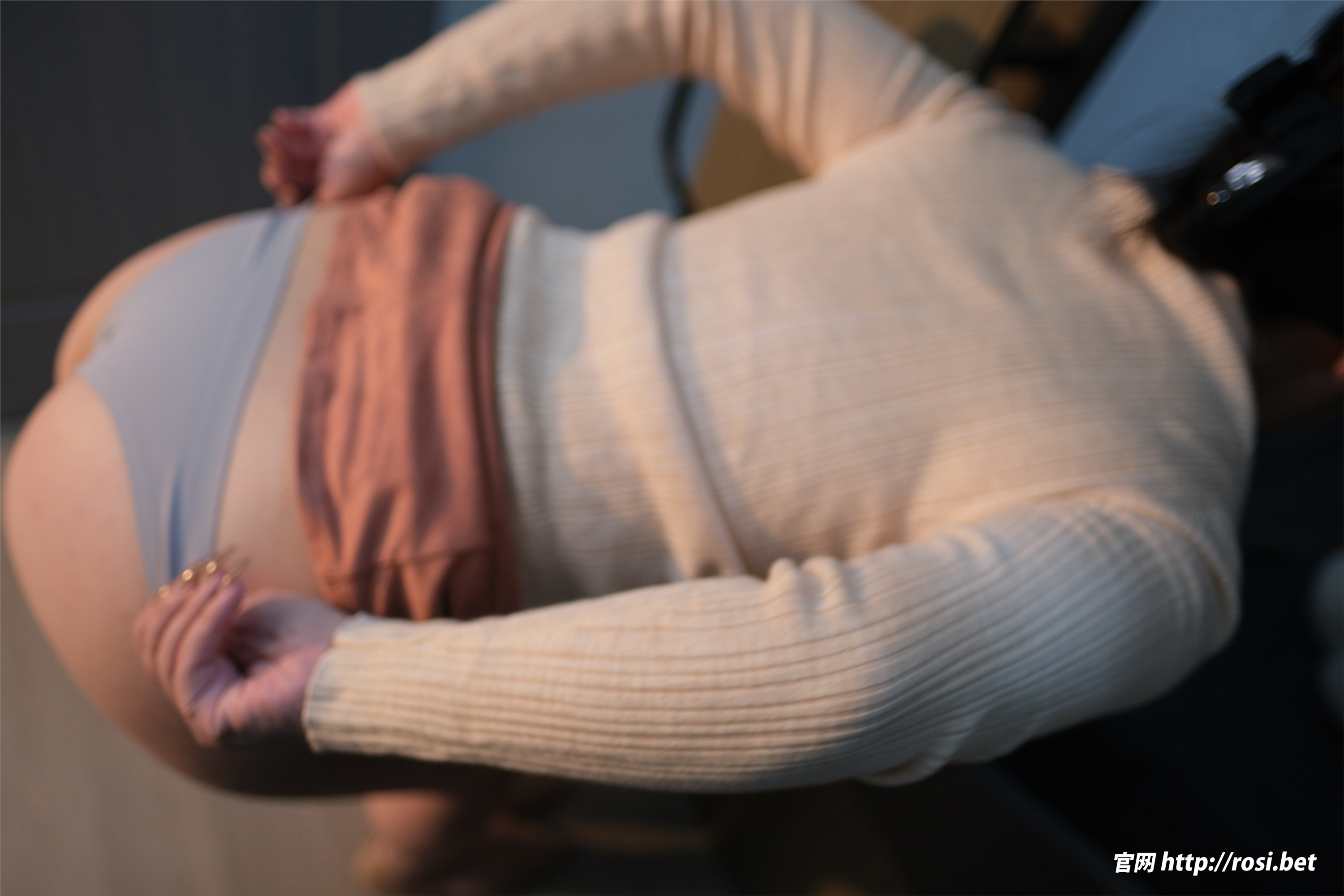 ROSI写真 2025.10.23 NO.5071